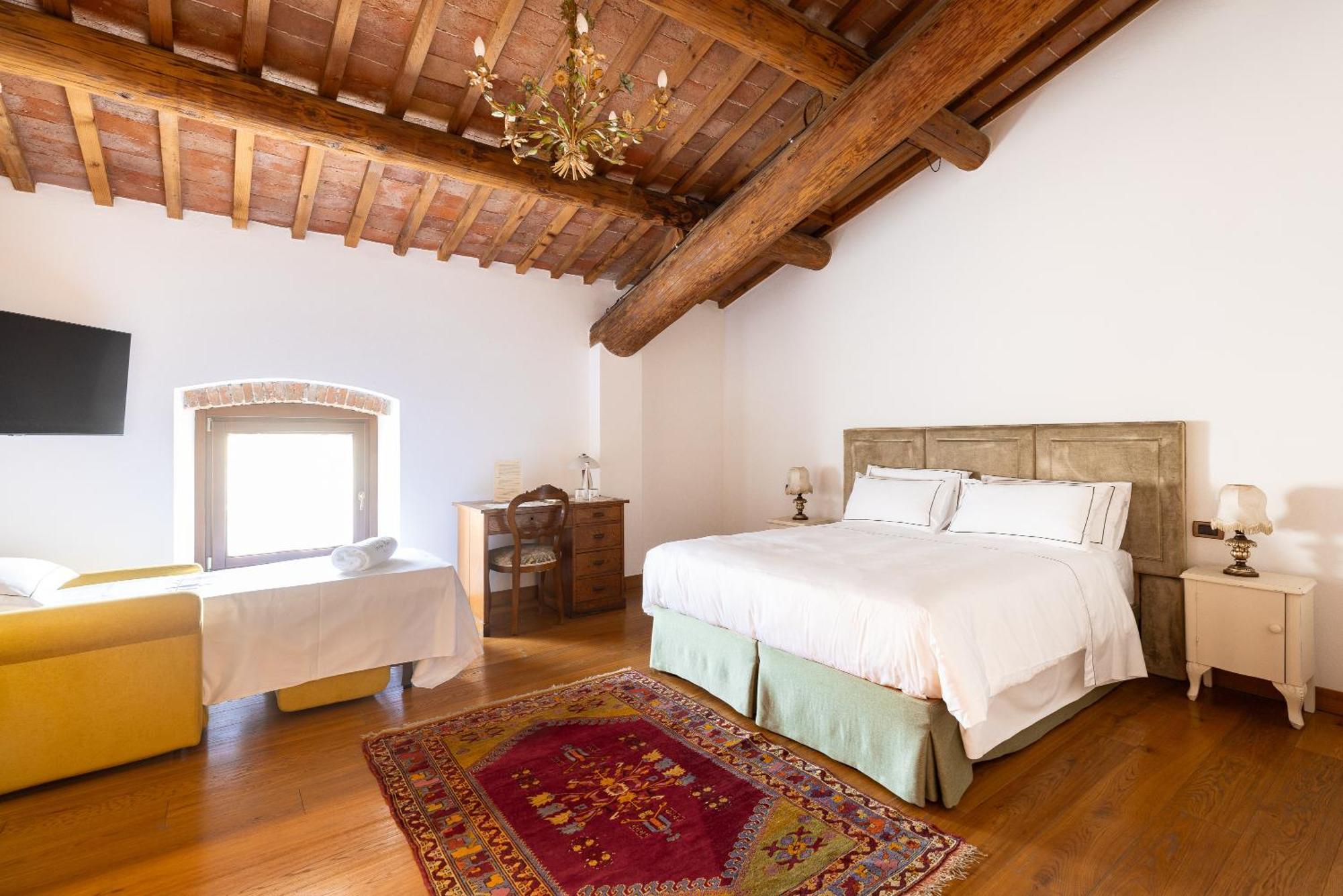 Verdeolivo 1876 - Apartments & Pool Mezzane di Sotto Bagian luar foto