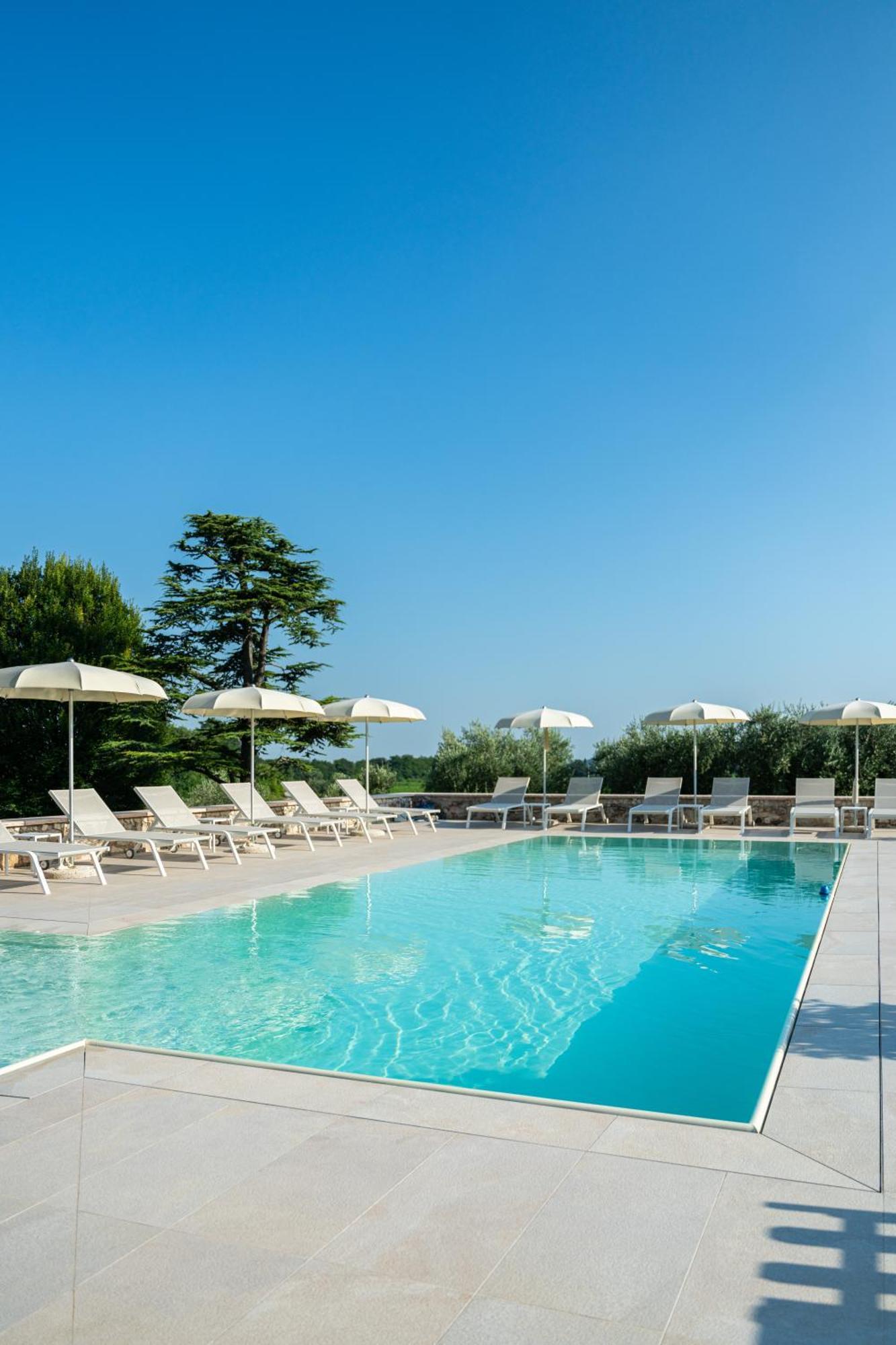 Verdeolivo 1876 - Apartments & Pool Mezzane di Sotto Bagian luar foto